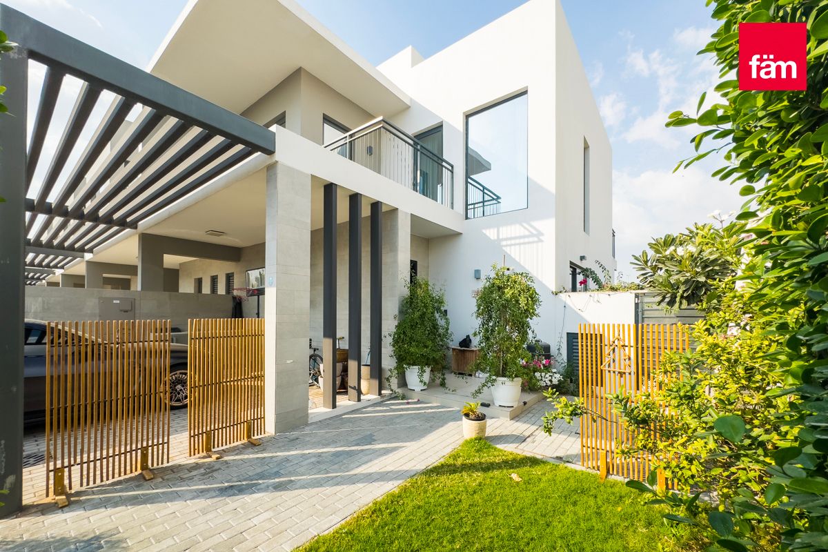 Stunning Villa | Corner | 4 Bedrooms-10