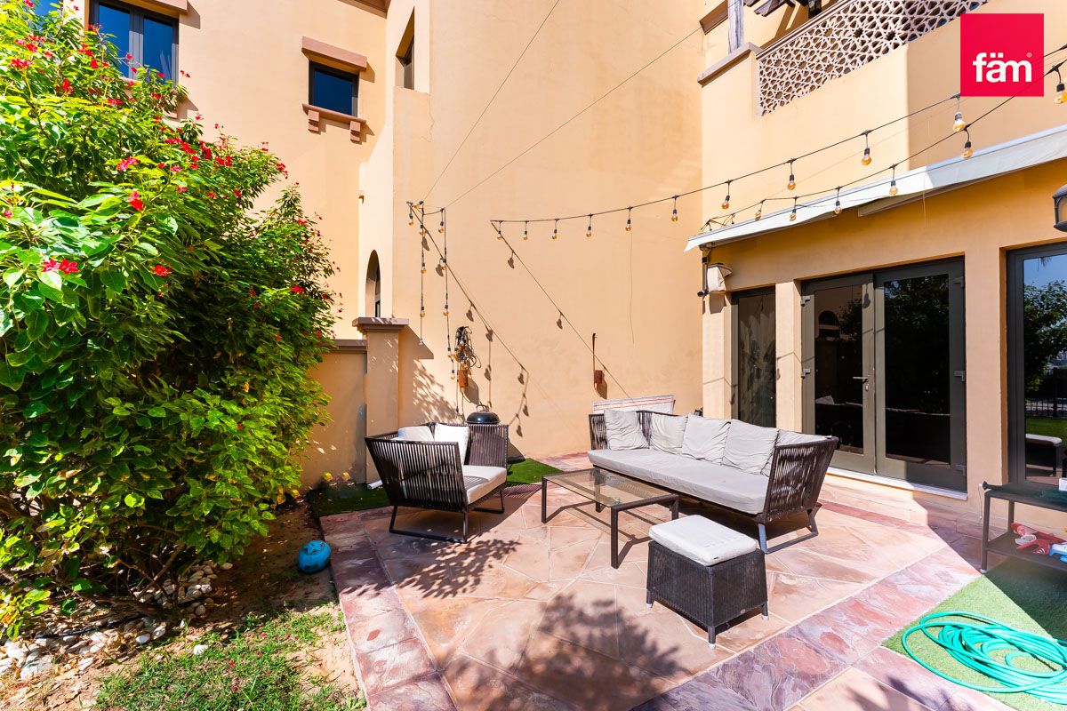 4BR I All Ensuite I Pool & Beach Access I Sea View-15