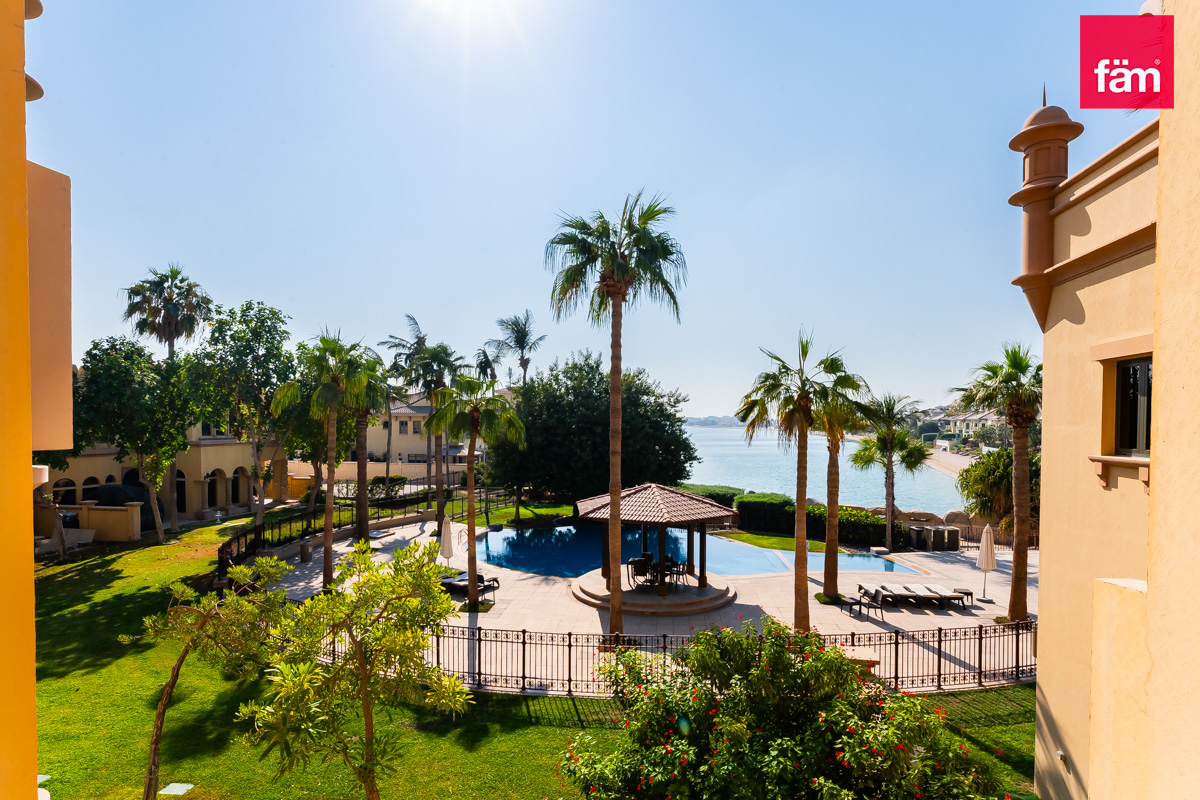4BR I All Ensuite I Pool & Beach Access I Sea View-19