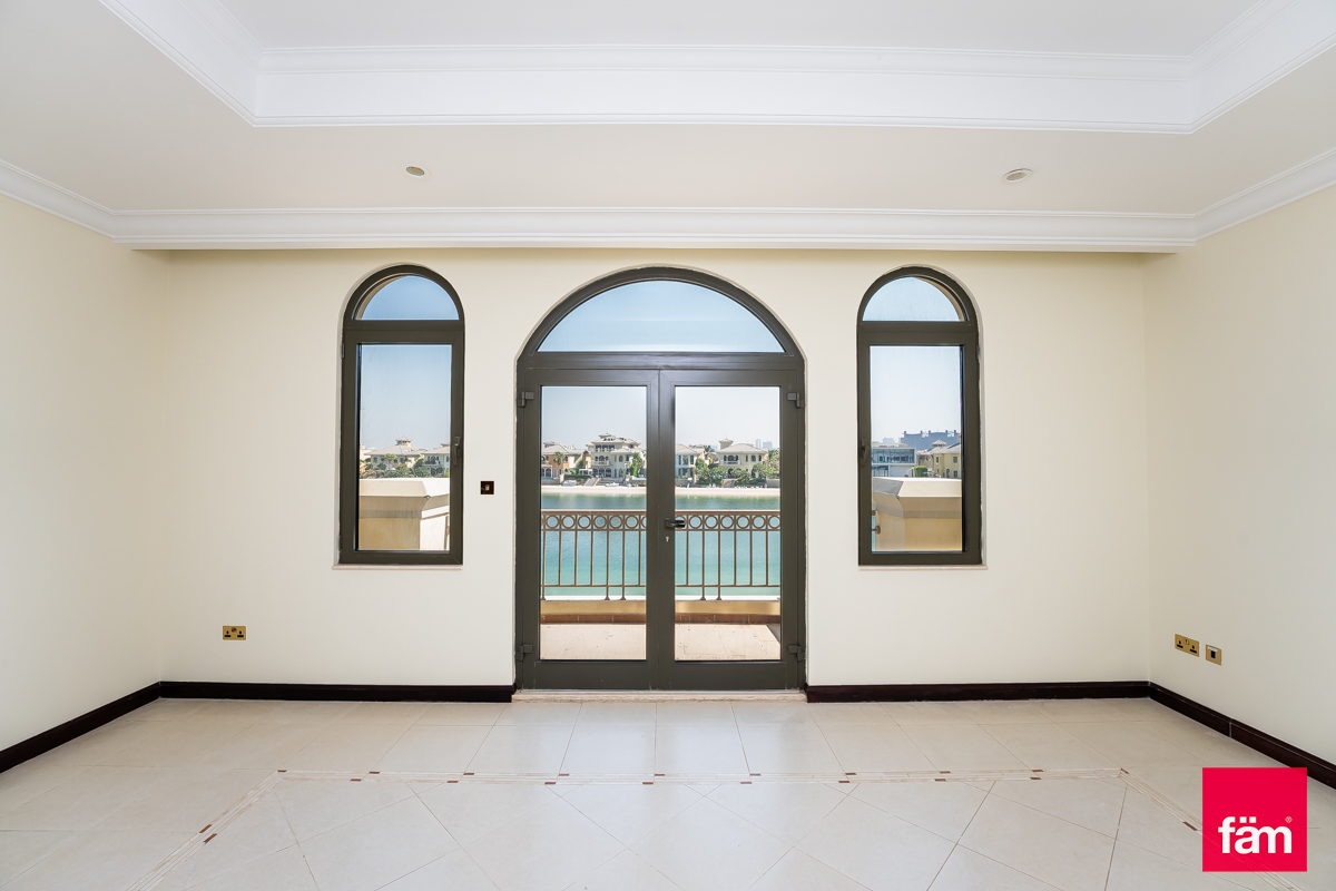 4 Bedrooms | Atrium Entry | Skyline View-10