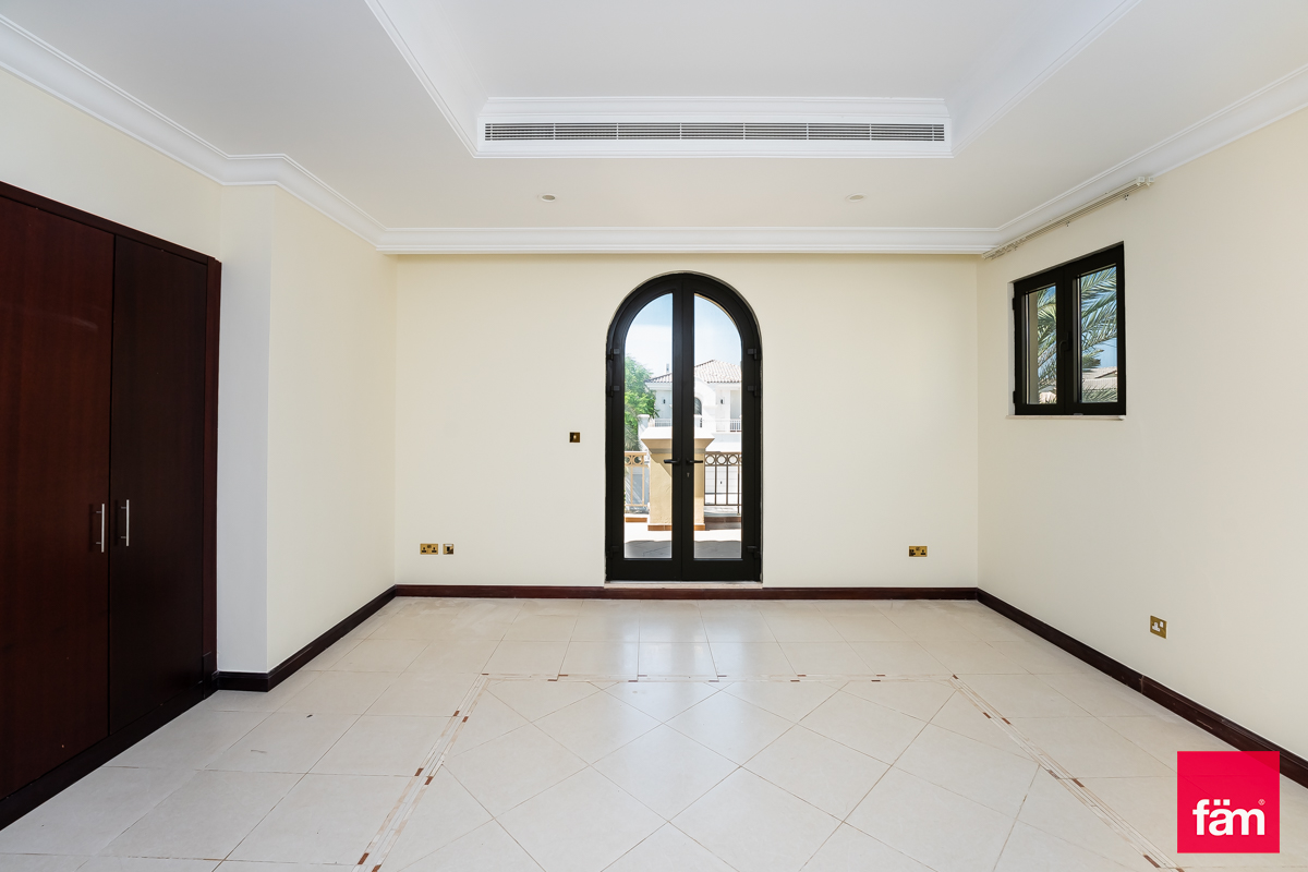 4 Bedrooms | Atrium Entry | Skyline View-17