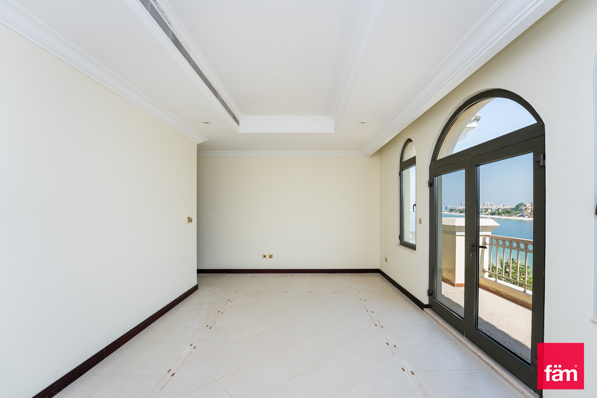 4 Bedrooms | Atrium Entry | Skyline View-11