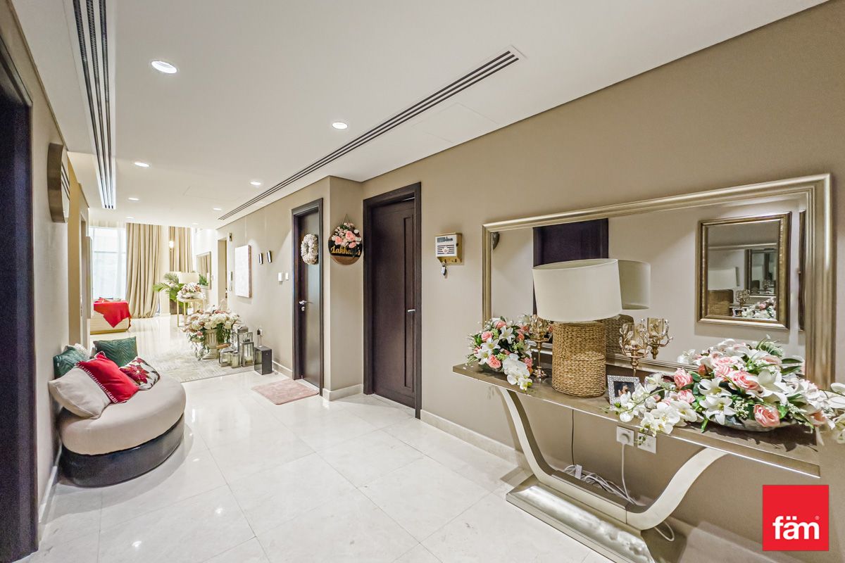 6 Bedroom Luxurious Villa | Elevator | G+2-12