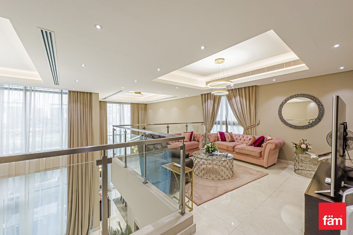 6 Bedroom Luxurious Villa | Elevator | G+2-8