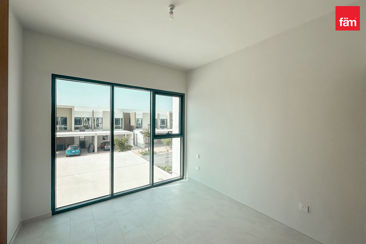 Open View | Single Row | VASTU | Lots of Parking-7
