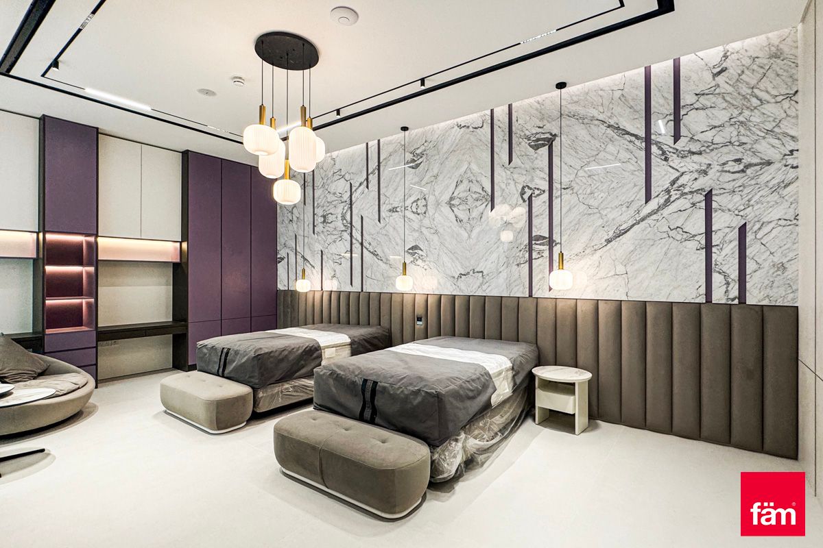 Luxuries Finishes| Free Hold | Vacant | Court Yard-20