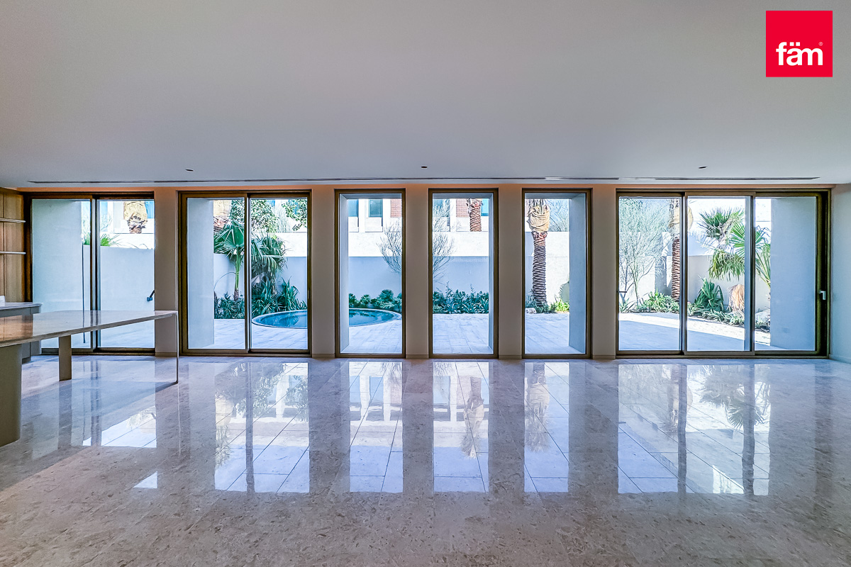 Modern Twin Villas | Free Hold | 5BR Each | Vacant-9
