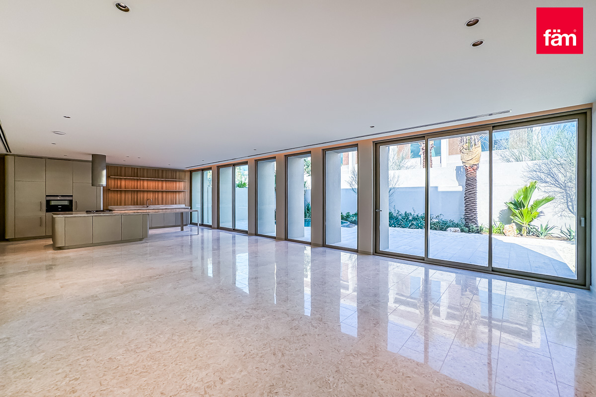 Modern Twin Villas | Free Hold | 5BR Each | Vacant-7