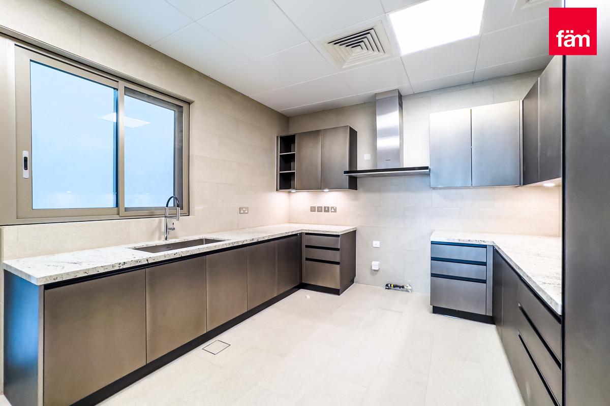 Modern Twin Villas | Free Hold | 5BR Each | Vacant-19