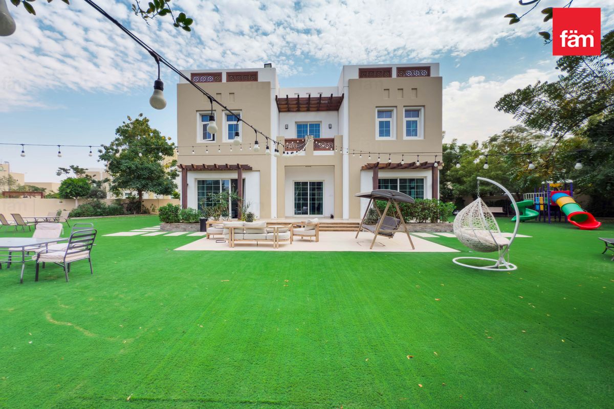 Repurposed Layout | Gigantic Plot & Driveway-10