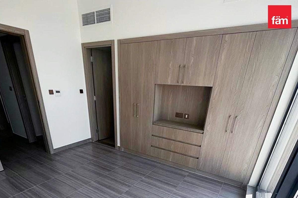 Park Facing | 4 beds | Tenanted-12