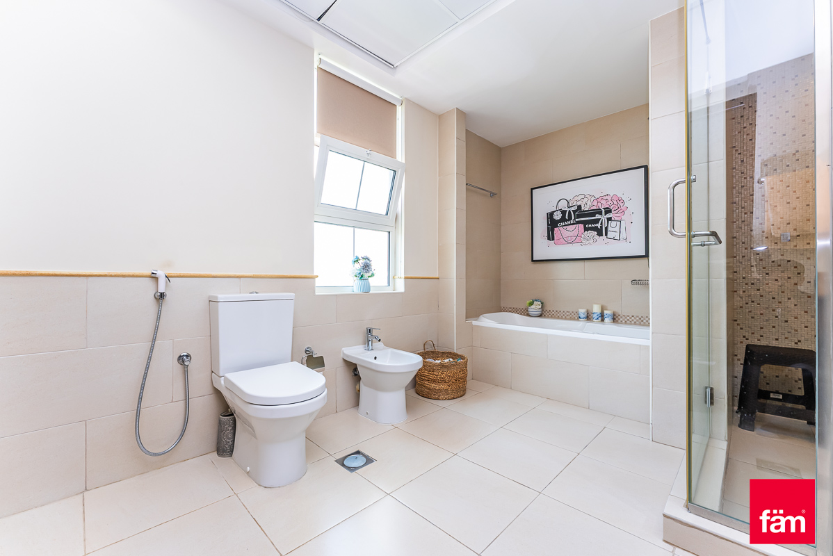 5Bed I Upgraded I Vacant I Type B I Large Plot-28