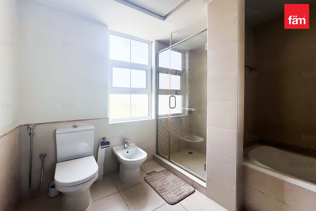 3 Beds Independent Villa Pool Facing, Huge Garden-22