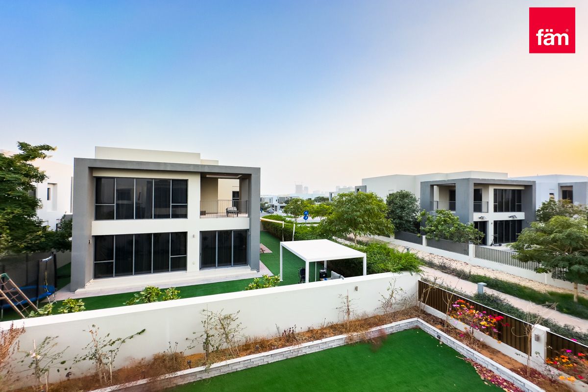 4BR Villa | Large Plot | Gated Community-8