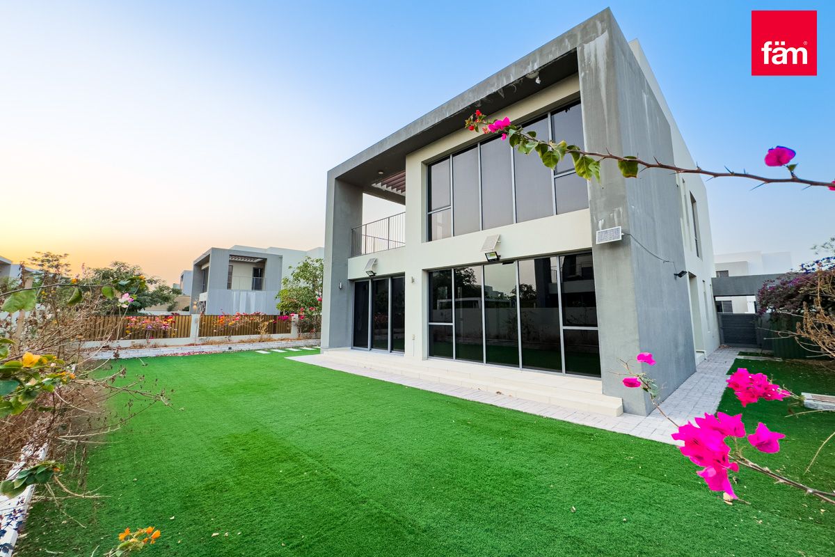 4BR Villa | Large Plot | Gated Community-10