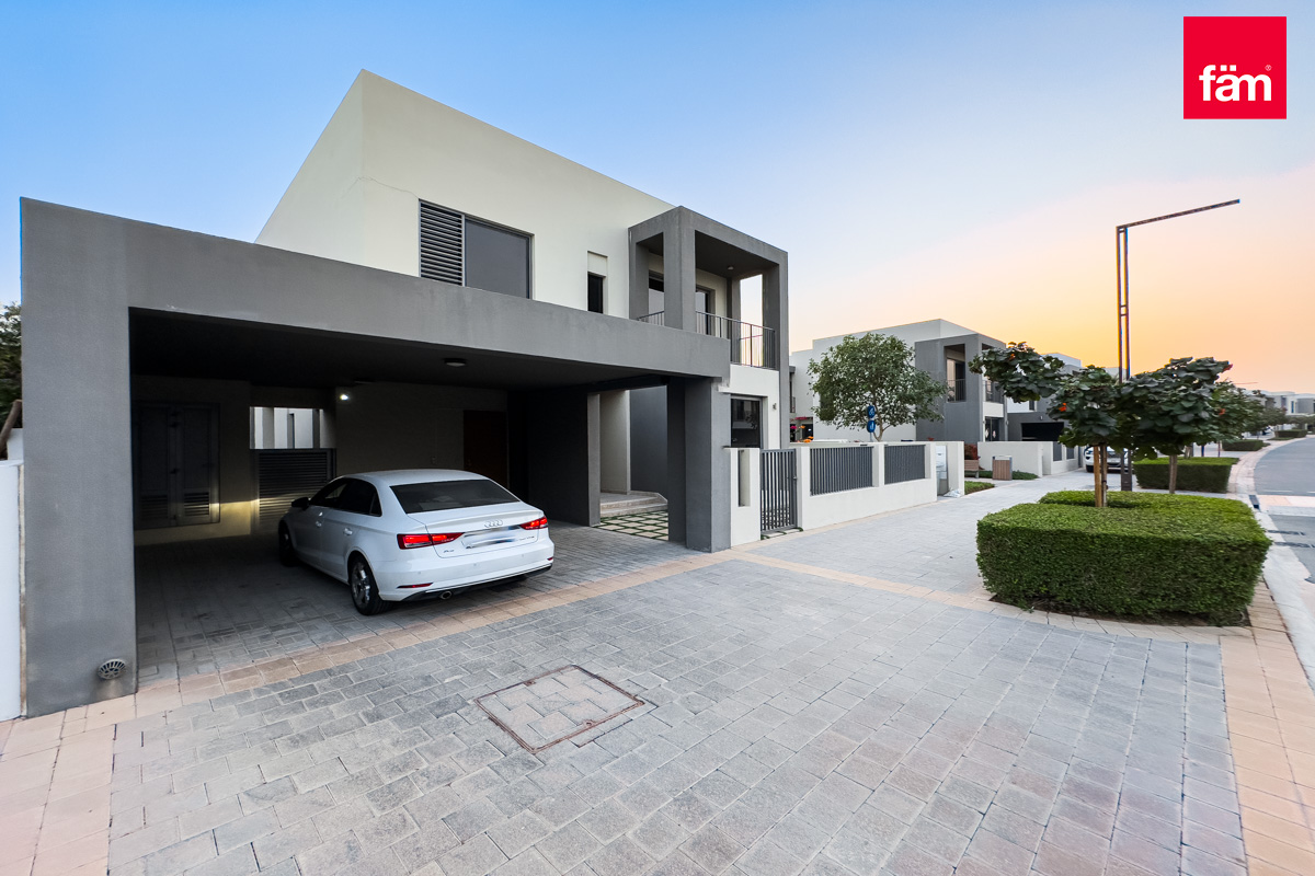 4BR Villa | Large Plot | Gated Community-14