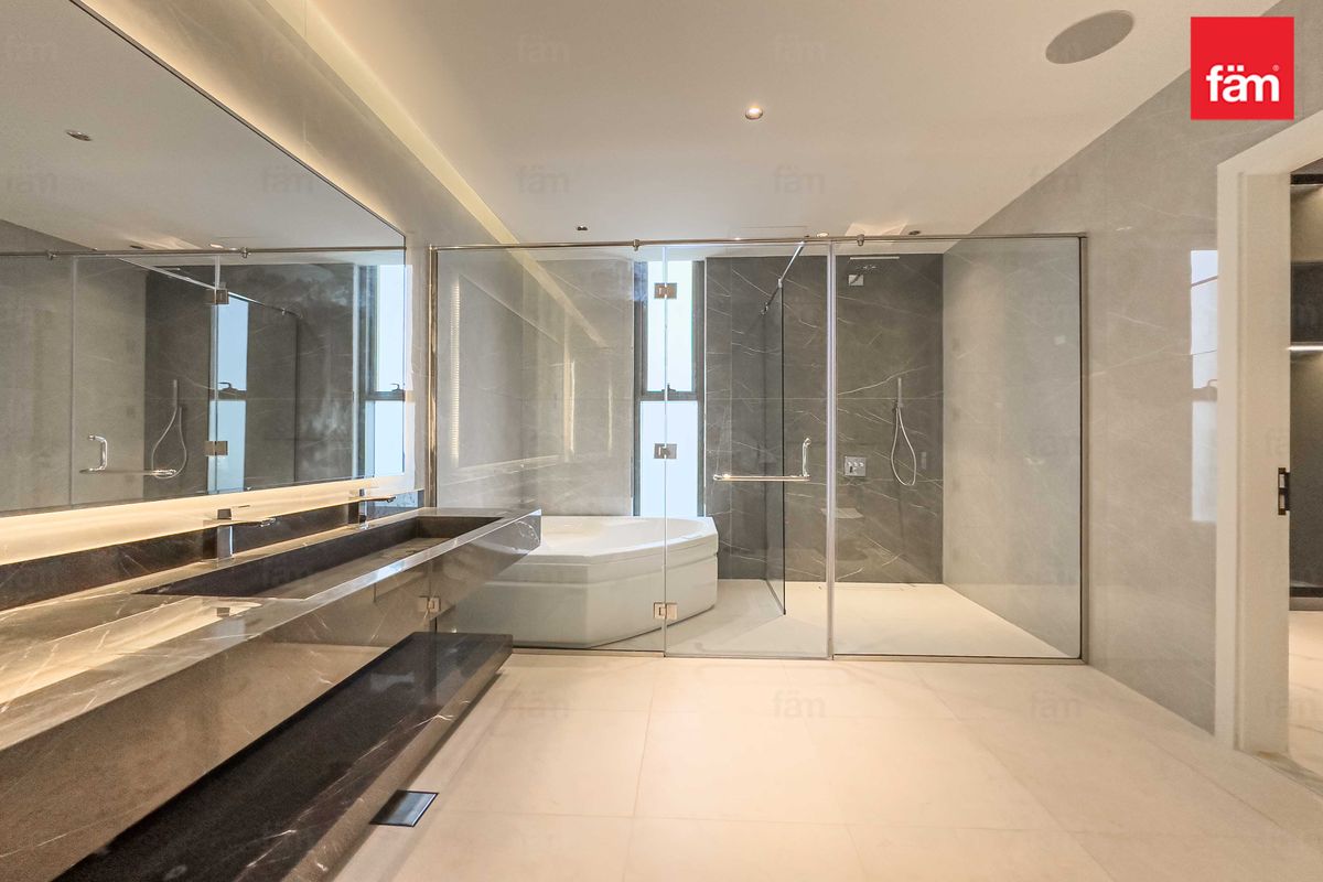 Brand New | upgraded | Pool | Vacant | Emaar-24