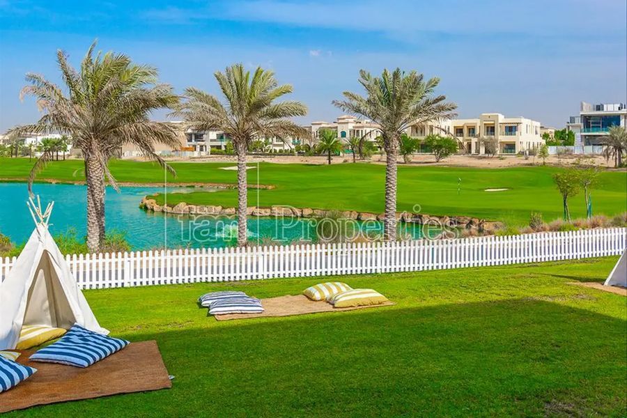 Price 40,000,000 AED 9 Bedroom Villa for Sale in The Parkway at Dubai