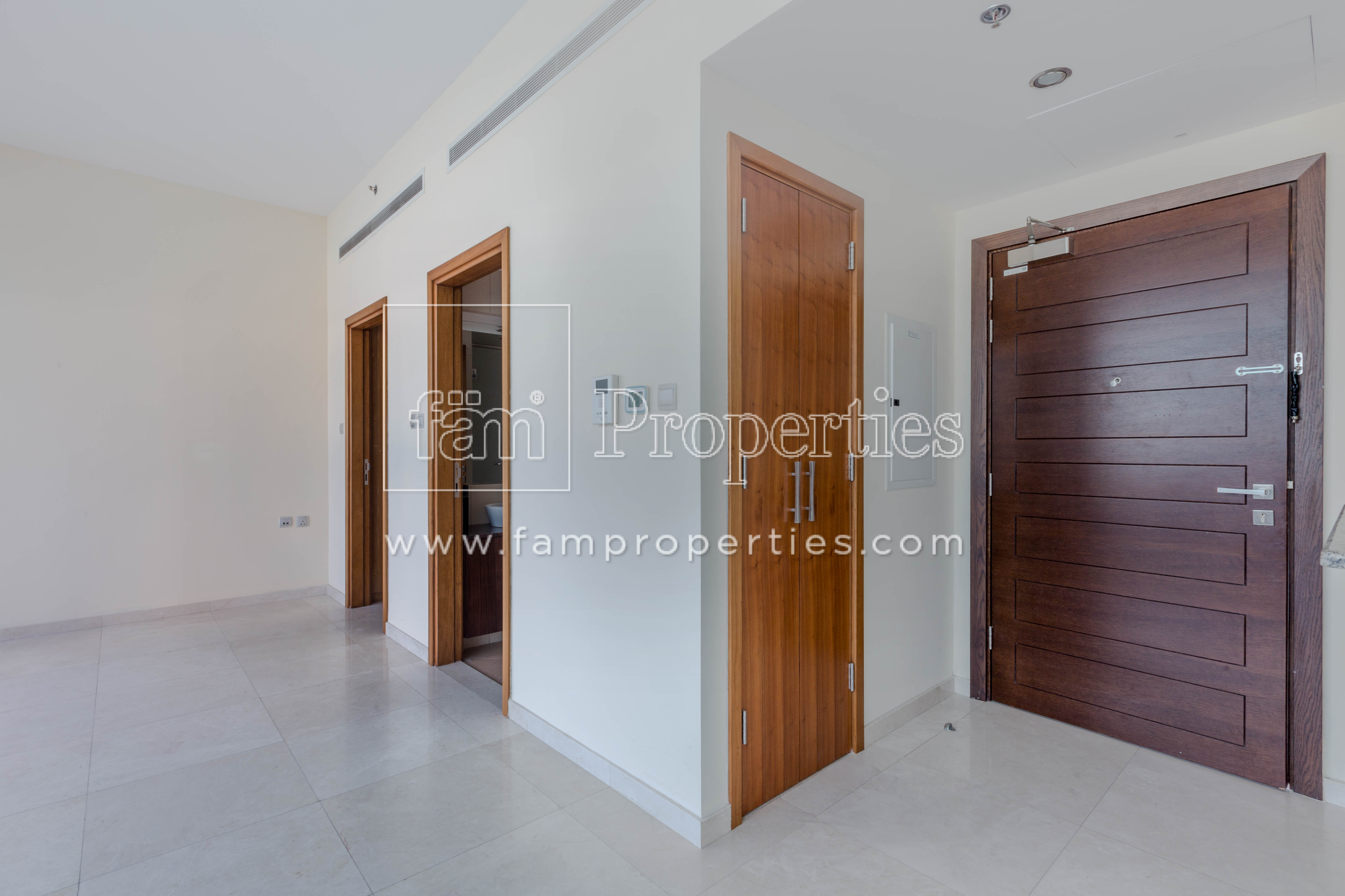 Price 40,000 AED Studio for Rent in Bay Square Building 3 Dubai 6991