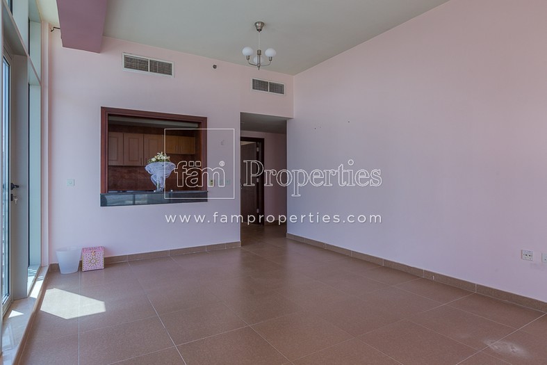 1 Bedroom Apartment For Rent Hamilton Tower Dubai 15324