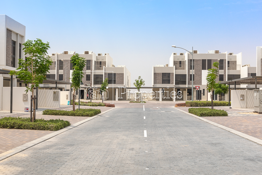 Price 55,000 AED | 3 Bedroom Townhouse for Rent in ...