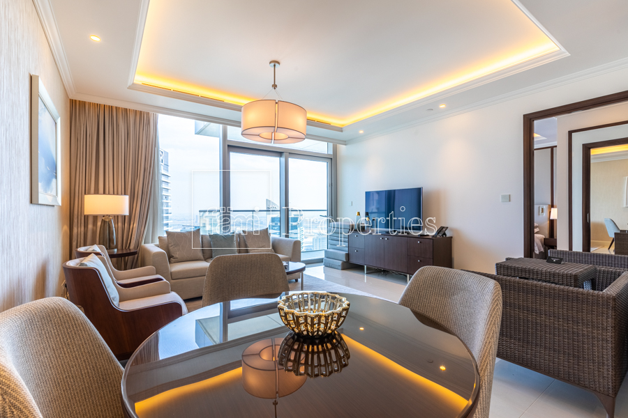 Genuine High Floor Creek View in T3! Vacant-12