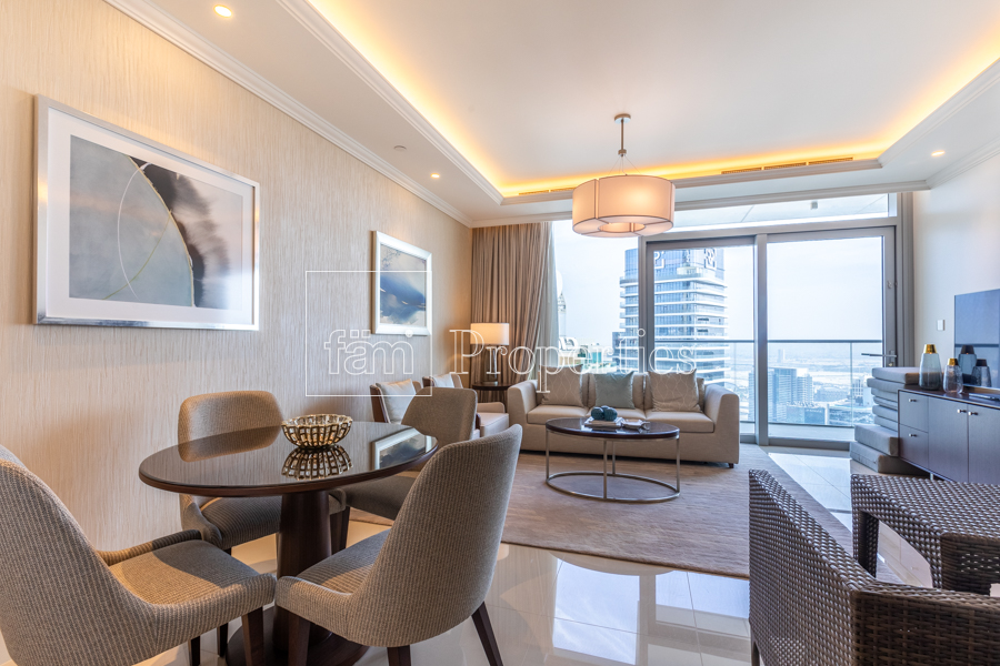 Genuine High Floor Creek View in T3! Vacant-14